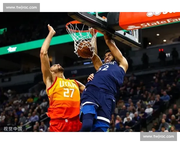 高速快攻反击篮球战术解析与进攻效率提升策略